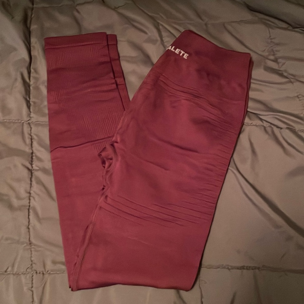 Alphalete Ozone Leggings